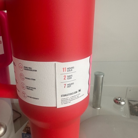 Stanley 40 oz Stainless Steel H2.0 Flowstate Quencher Tumbler valentine bundle - Picture 5 of 10